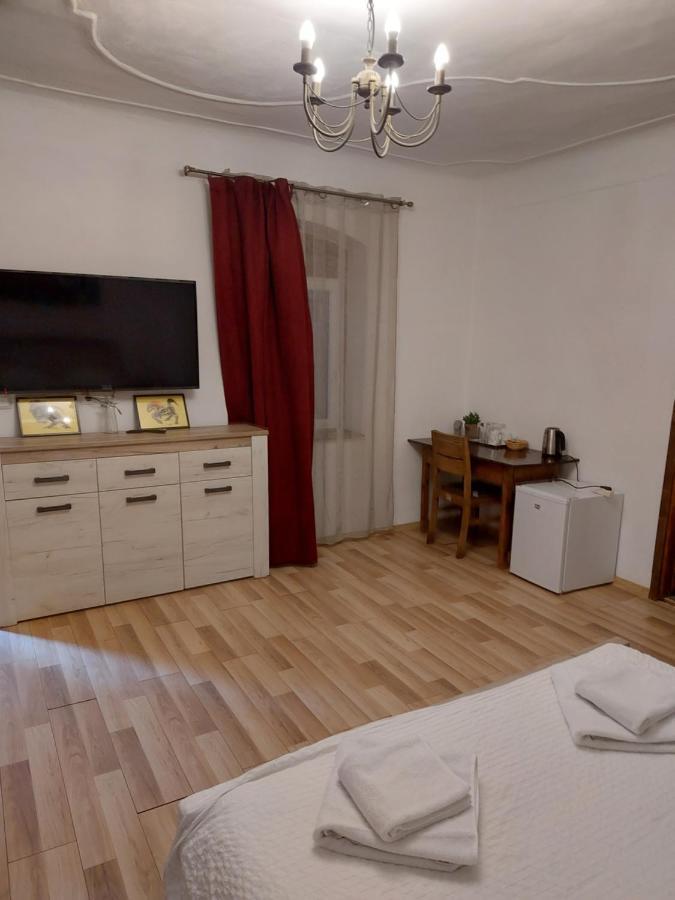 Poet Pastior Residence Сибиу Экстерьер фото
