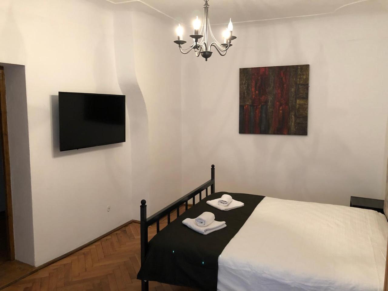 Poet Pastior Residence Сибиу Экстерьер фото