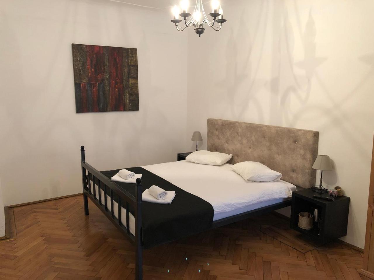 Poet Pastior Residence Сибиу Экстерьер фото